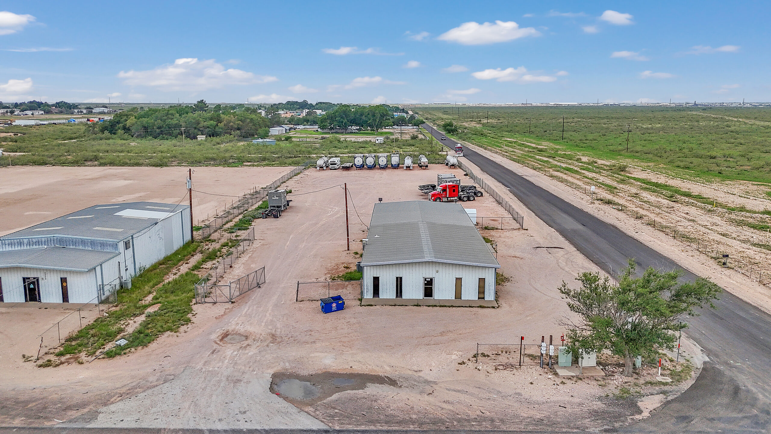 5500 & 5508 S FM 1788